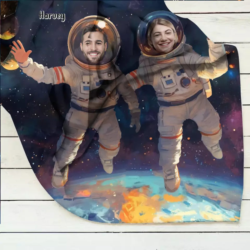 Personalized Astronus Fleece Throw Blanket/Quilt - Adult/Couple With Up to 5 Kids - Upload Photo - Gift Idea For Family