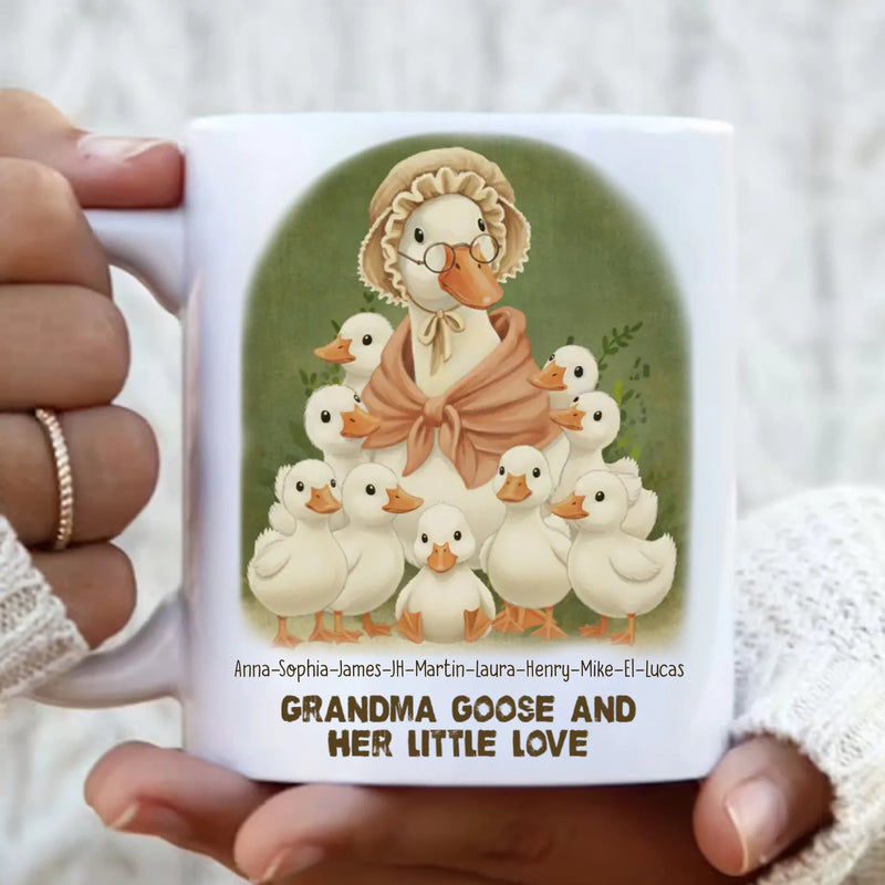 Personalized Grandma Goose Coffee Mug – Custom Names with Grandkids with up to 9 Kids – Grandma Goose and Her Little Love
