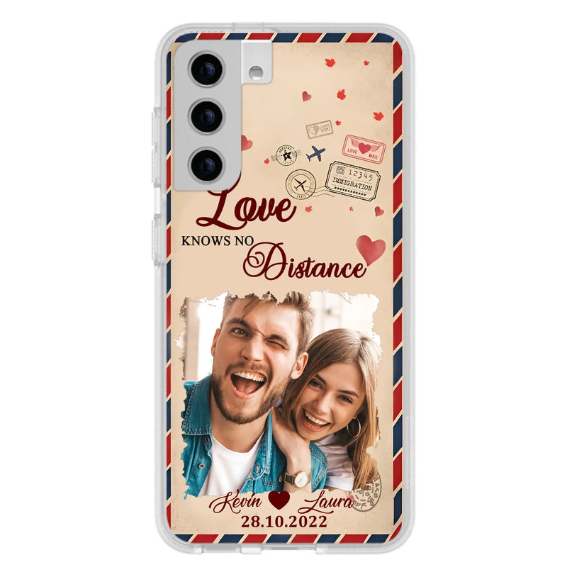Custom Personalized Couple Phone Case - Gift Idea For Couple/ Valentines Day - Upload Photo - Love Knows No Distance - Case For iPhone/ Samsung